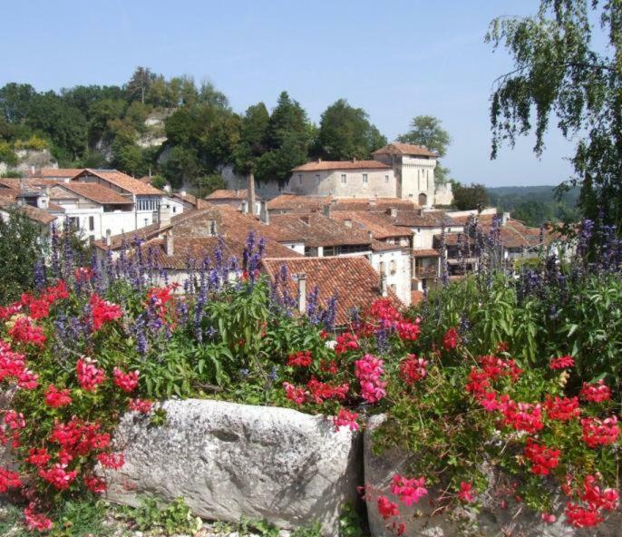 B&B Le Savoir Vivre Bonnes  Exterior foto